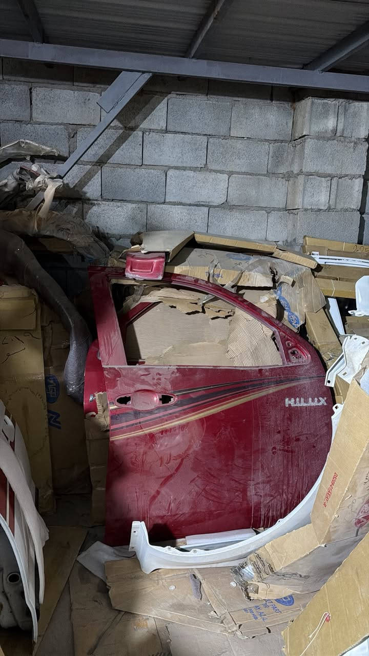 مخزن الباديه لتجاره قطع غيار الهايلوكس التفصيخ والاصلي وكاله وتايلاندي متوفر جميع قطع غيار الهايلوكس من البدي إلى المكينه لطلب والاستفسار *********** عنوانا البصره صناعيه حمدان يوجد خدمه توصيل إلى جميع محافظات العراق تنورنا وشرفونا أخوانا الأعزاء
