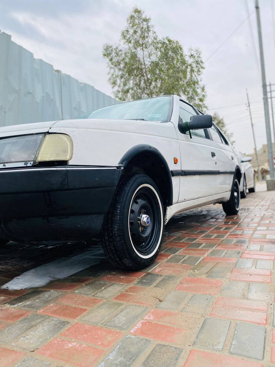 السلام عليكم بيجو روى موديل 2009 تدفئه تبريد تخم تاير جديد محرك وكير واكسل كفاله والاتصال على ***********غير متواجد على الفيس
