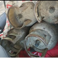 يوجد دبات غاز ب٧٥ الف  ويوجد متروس  ويوجد تبديل متوفر توصيل  داخل بغدا...