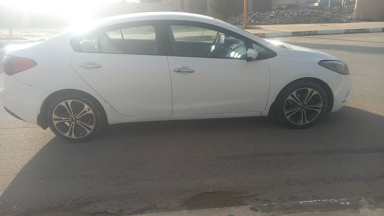 السلام عليكم ورحمة الله وبركاته
كيا سيراتو ٢٠١٤
محرك ١٦٠٠ دوش 
سنوية لل 2027 
رقم كركوك  
مشروع وطني تحولها بأي محافظة 
تحويل ثاني يوم .
***********
***********
