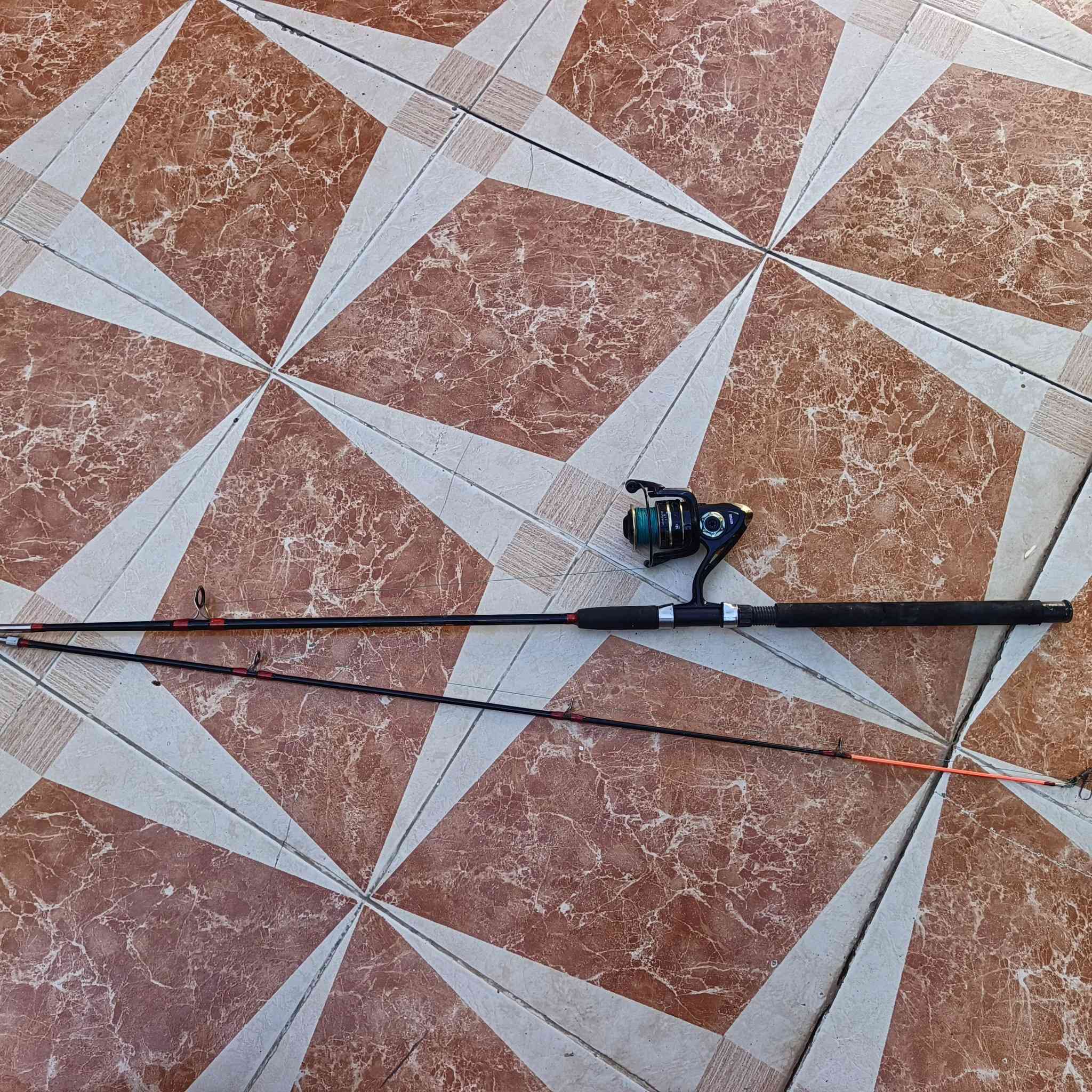 للبيع  جنطه +  عصه سبنر طول 240  +  مكينه حجم 700 + فيدر عراقي عدد 2  

هذا رقمي   ***********
