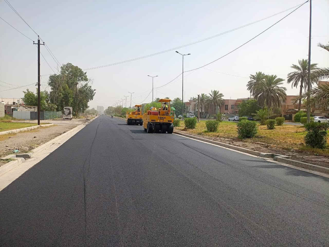 السلام عليكم شركه الياقوت للتبليط واكساء الشوارع الزراعيه والحكوميه للاستفسار بأداره المحامي (احمد الحسن ) (والمهندس علي الحسن )

***********
