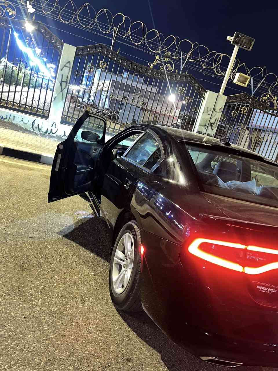 السلام عليكم شباب عندي جارجر للبيع موديل 23.  مكينه 3/600 مواصفات ستيرن شفتات شاشه جبيره سياره ماشيه 6400ميل 
حلوه وجديده
 ونضيفه ورقمها أربيل

 تحويل ثاني يوم وكاله 

***********
