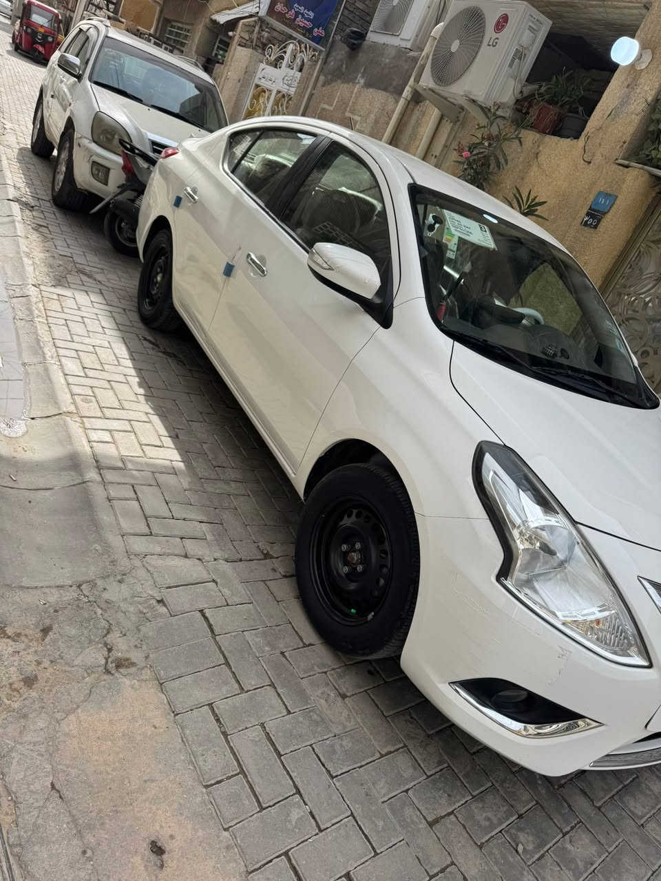 سني مصري  موديل ٢٥ كفالة عامة 
السعر ١١٥ 
الرقم ***********

