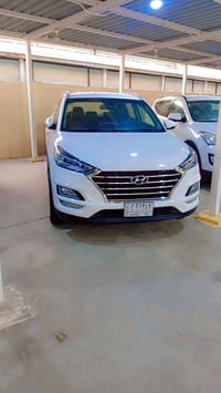 هونداي توسان موديل ٢٠٢٠ خليجي شركه الكاصد سايد بريك بالرجل سياره فول م...