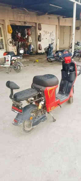 السلام عليكم ماطور شحن  R8للبيع  مستعمل شهر اخو جديد كلشي بيها شغال بك لايتات اشاير مسجل شغال المو شراي لايدوخني مامتواجد ع خاص الاستفسار اتصل ع رقم *********** سعر 500وبي مجال
