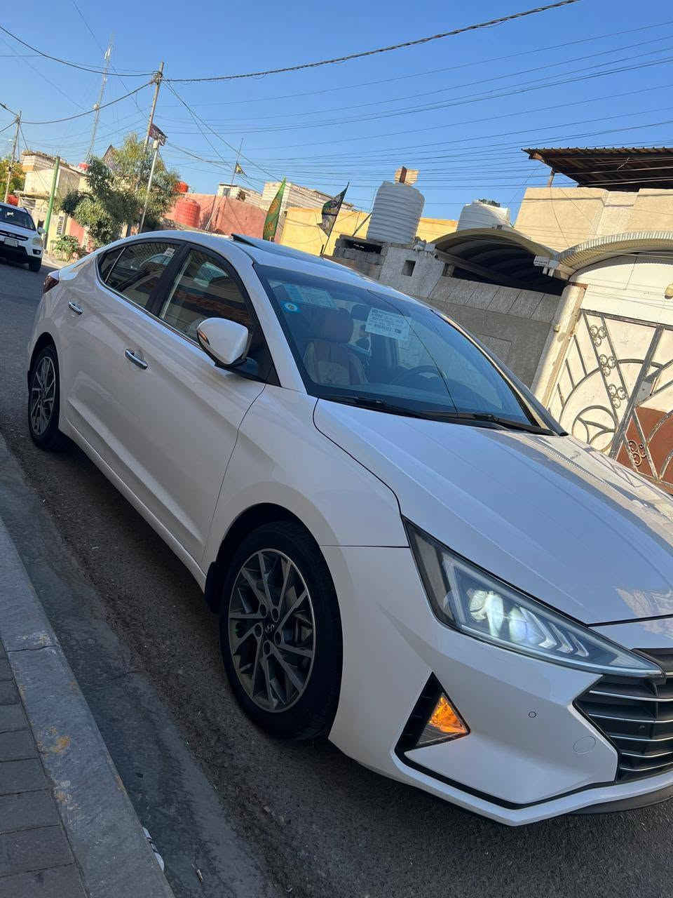 السلام عليكم النترا موديل 20 خليجي فول كفاله عامه من كل شيء سياره باسمي رقم بغداد سعر ١٧٠ وبيها مجال رقم  الهاتف ***********
