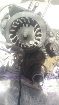 مكينه تي في اس البيع كاضه بيه بكن الباقي كل شي مابيه متواجد عله الفيس ...