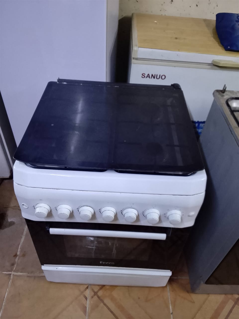 كاونتر مترين ونص مع سنك نضيف كلش
سنك ستيل نضيف كلش 
طباخ اربع عيون عدد 2 شغال فول نضيف كلش 
قنينه غاز عراقي فارغ 
خانقين محطة مقابل مركز شرطة ازاي 
مزاد محمد خانقين التواصل واستفسار 
***********
وشراء عراض مستعمل جديد 👉
