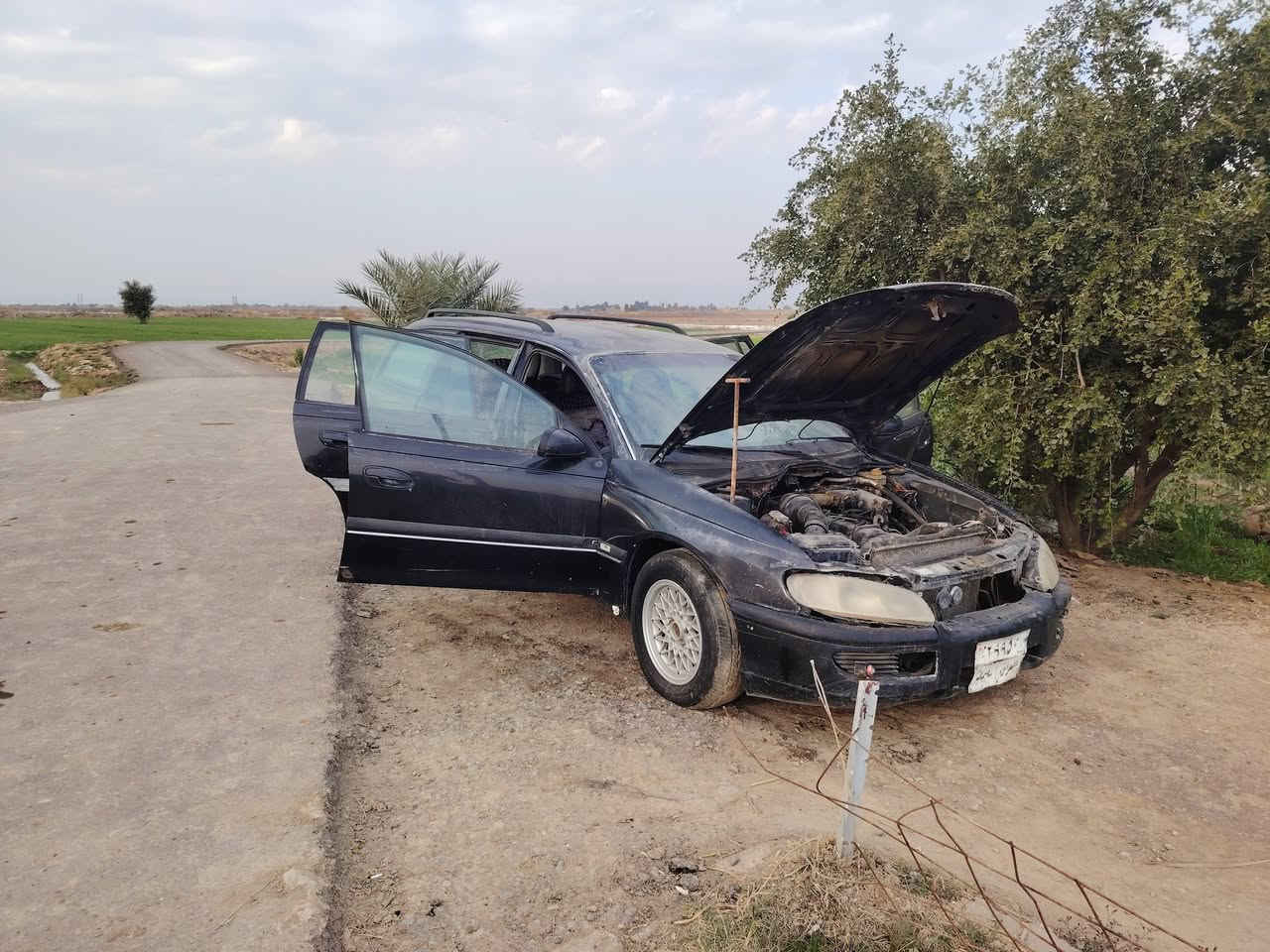 سياره اوبل سنويه صاقطه مكان ميسان ***********رقمي واتساب شغاله
