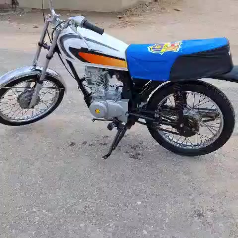 سلام عليكم دراجه كلك لبيع سعر 450 وبيه مجال العنوان البصره شط العرب باب جليع دراجه نضيفه شراي هذه رقمي ***********
