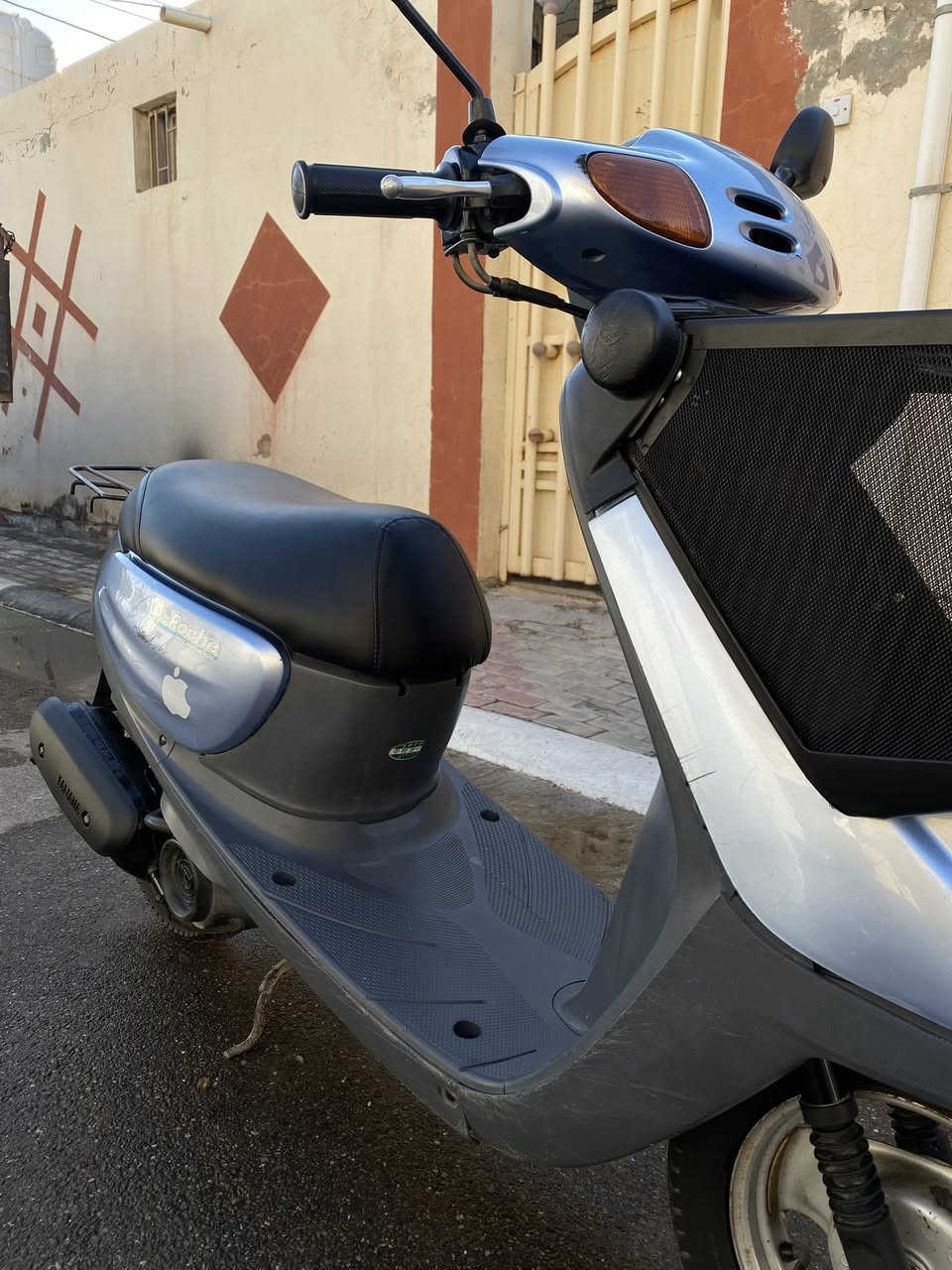 السلام عليكم
دراجة منغولي للبيع السعر 850 الف
الدراجة نظيفة نظافة تامة فقط سلة
مبدلة و تصليح خفيف باللايت الامامي.
للتواصل: ***********
