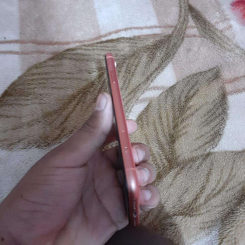 السلام عليكم ايفون اكس ار مكفول من الفتح 
بطاريه ٧٩
ذاكره ١٢٨
السعر ب١٧٠ وبيه مجال ويرهم مراوس
مكاني بل صالحيه 
***********
