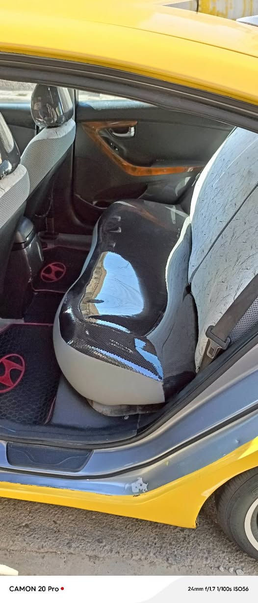 سلام عليكم الانترة موديل 15 فووووول لمتد سعر 100,$قفل قفل قفل قفل
***********
