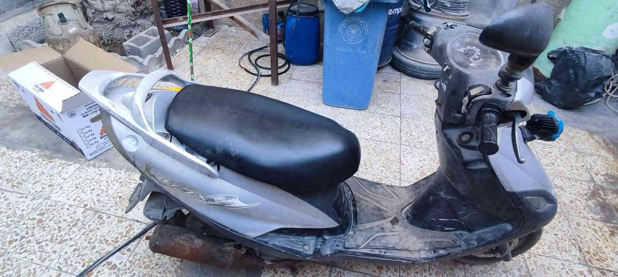 السلام عليكم
دراجه ماكس140 للبيع كامله مكمله بغداد حي النصر 

بهيه خربطه بسيطه***********
