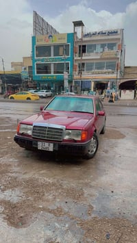 دب  320 رقم إنكليزي    سياره حلوه ونضيفه بسمي زنون دمام فتحه شغاله وال...