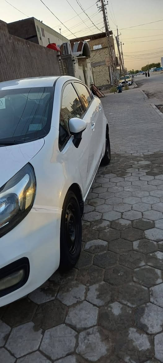 2013 خليجي 1600 قطرتين كير و محرك و تبريد مكفولات بيها تكحيلات صبغ بالبيبان و بارد  بدون تبديل رقم دولي مداور ثاني يوم للاستفسار اكثر او واتساب *********** مكان السيارة #النجف
