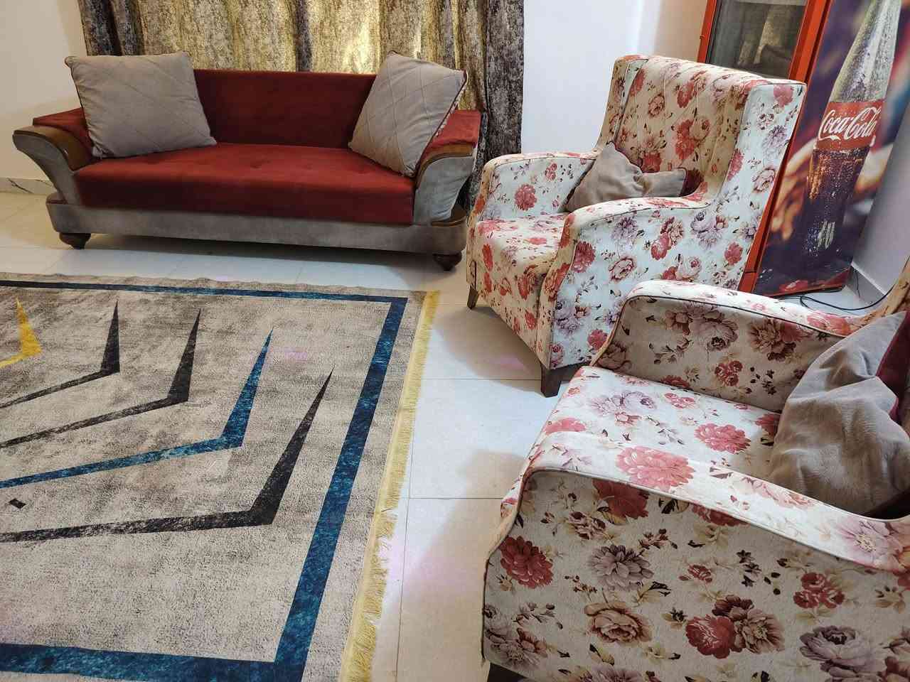 #تخم ثمانيه مقعد ☺️💥
#العنوان كوت ✨💫
#السعر ب275وبيه مجال✨ 
#الاستفسار اكثر مراسله الصفحه ☺️🌝
#جمال وعروض يمي وبس☺️🌝🌚


**إذا كنت صاحب هذا الإعلان وتريد حذفه لأي سبب، رجاءا أرسل رسالة إلى الدعم الفني**