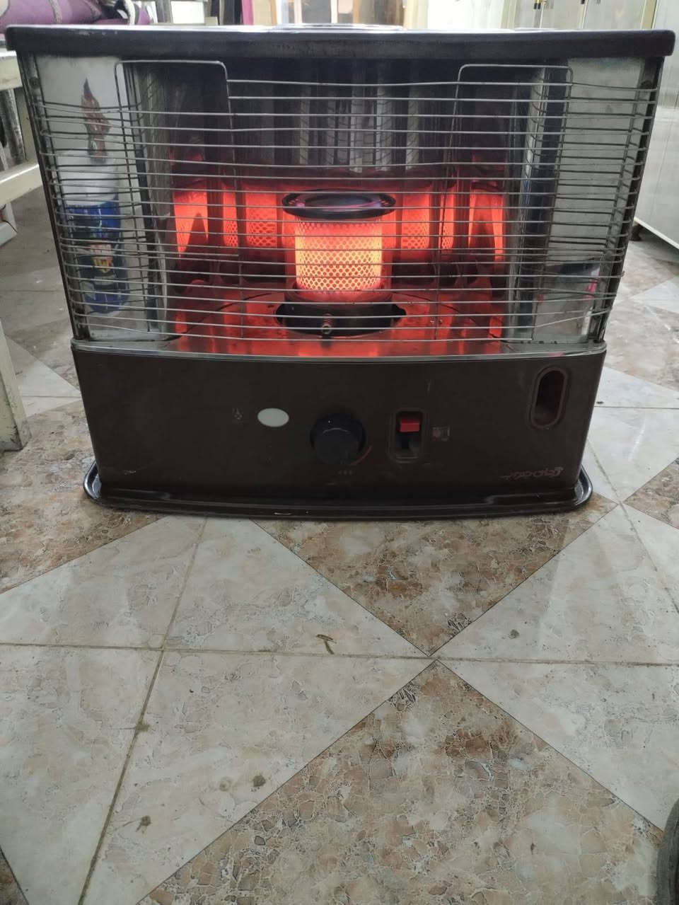 غراض  ستعمال قليل جدا للبيع بحركه يم جامع ملا رشيد ***********
@إشارة
