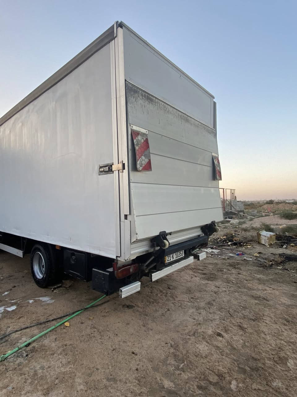 ‏ ‏سلام عليكم كنترأوروبي  ‏موديل 16 سيارة فول مواصفات سيارة كفالة عام مكينةكير شاص كشر كل كفالة عامة على وضع الشركة السيارة ما مشتغل بالعراق نهائيا جادرمسرحي سيارة دسك امامي خلفي تبريد بلادي رادار مانع انزلاقارباك تاير 17 ونص بلادي الطول خمسة أمتار وستين سانتي ارتفاع مترين ونص عرض مترين وخمسة وثلاثين الاستفسار أكثر اتصل على هذا الرقم أخوان غير متواجد على الفيس مكاني بصره رجاء المو شراي لا يتصل  ***********
