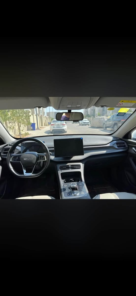 بي واي دي ديستروير  2025
ماشيه 15 
سياره بيها بنيد تبديل فقط الباقي مكفول مابيها اي نقص سياره حلوه ونضيفه كلش 
سعر16 مليون وبيها مجال قليل السياره بسمي تحويل ثاني يوم عنوان كربلاء 
***********
