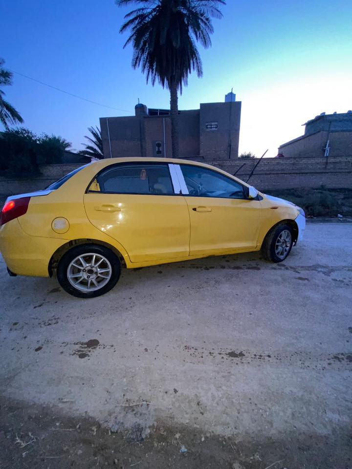 السلام عليكم شيري فلاوين موديل ١١ محوره كورلا كير ومكينه تنقص قليل كلش رقم بابل انكليزي السعر 23 ***********
