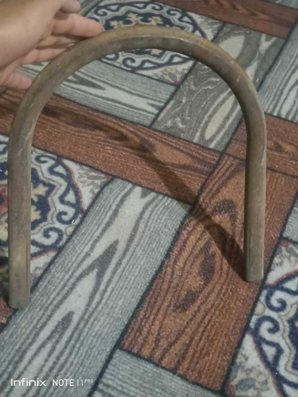 سلام عليكم شباب لبيع كبريتر حجم 38 وياله مشيفه اصليات وتيرات جدد وقوس درجه راجعه ***********
