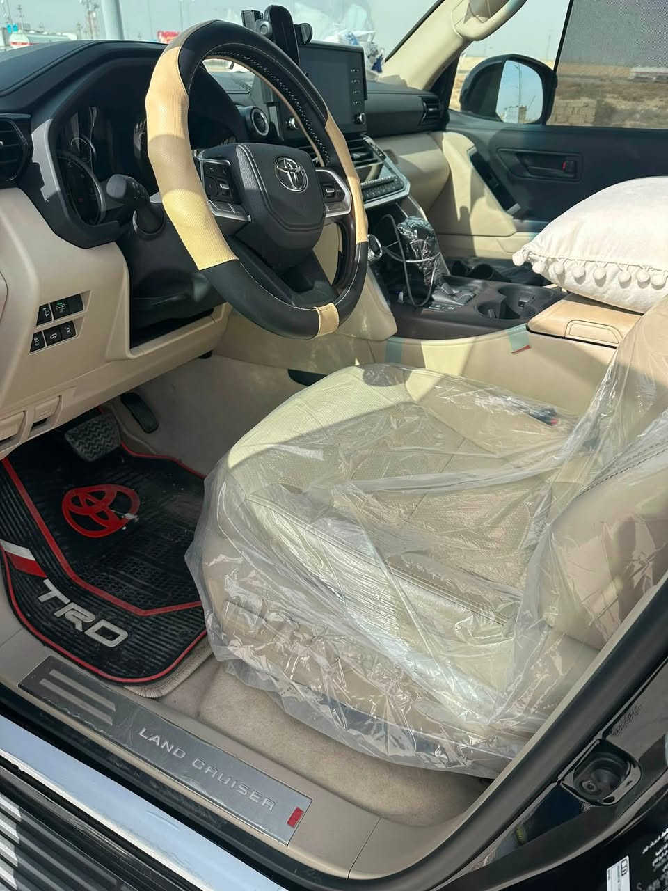 جكساره موديل 24 ماشيه 5 الف كم بغداد باسمي لمتد فول مواصفات مكفوله العنوان كوت واسط ***********.***********
