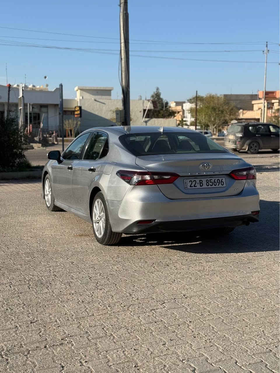 كامري موديل 2021 امريكي 
مواصفات LE
ماشية 85 مايل 
بدون صبغ بدون تبديل 
ضررهه البونيد و نفسه مصلح بارد و صور الضرر موجود 
سيارة جديدة و مناقصهه شي 
للاستفسار *********** خناقين, ديالى
