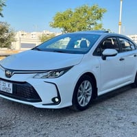 كورلا هايبرد موديل  2025 شكل الخليجي كفاله عامه من كل شي بحالة الشركة ...