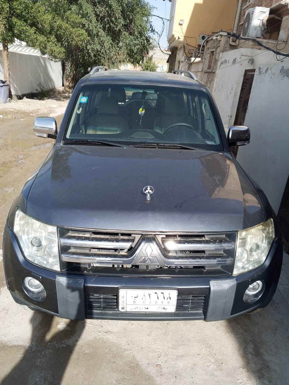 السلام عليكم باجيرو حبتور 2008 كير محرك صدر تخم تاير سياره بلاديه قطره صبغ ما بيه لا صبغ ولا ضربه مكفوله تبريد تتفه شغال داخل جلد رقم بغداد تحويل ثانيوم سعر 120 ورقه عنوان بغداد الشعله مكلف بل نشر ***********
