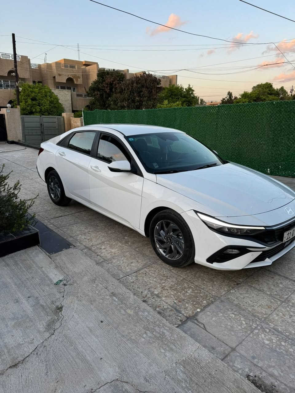 🚗✨ فرصة مميزة للبيع ✨🚗
هيونداي النترا 2024 هايبرد وارد كوري 🇰🇷  
سيارة نظيفة ومواصفات فول 👌

🔹 كشنات جلد فخمة  
🔹 ستيرن تدفئة  
🔹 مرايا شفط  
🔹 أوتو هولد  
🔹 كراسي تدفئة  
🔹 حساسات أمامية وخلفية  
🔹 شاشة (دشبول) حديثة  
🔹 رادار  
🔹 نظام النقطة العمياء  

📊 الممشى: 38 ألف فقط  
🎨 بيها صبغ 4 قطع + بارد بالقمارة  

💰 السعر: 13,500$ وقابل للتفاوض البسيط  

📍 الموقع: المنصور  

📞 للاستفسار: ***********  

🔥 سيارة جاهزة وما تحتاج أي صرف، فرصة لا تعوض 🔥
