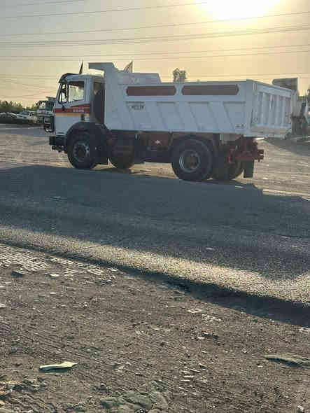 السلام عليكم للبيع البي كرواتي الموديل ١٩٩١ مكينه ٣٨ كير سته عادي سياره فرنسي محنيه ومضروبه باج بطن سبرنك اقجم ربطه تحويل ثاني يوم رقم انكليزي بغداد ماعوزهه اي شي جاهزه للشغل السعر ٢٦٠ وبيهه مجال للشراي مكان سياره بغداد رقمي ***********
