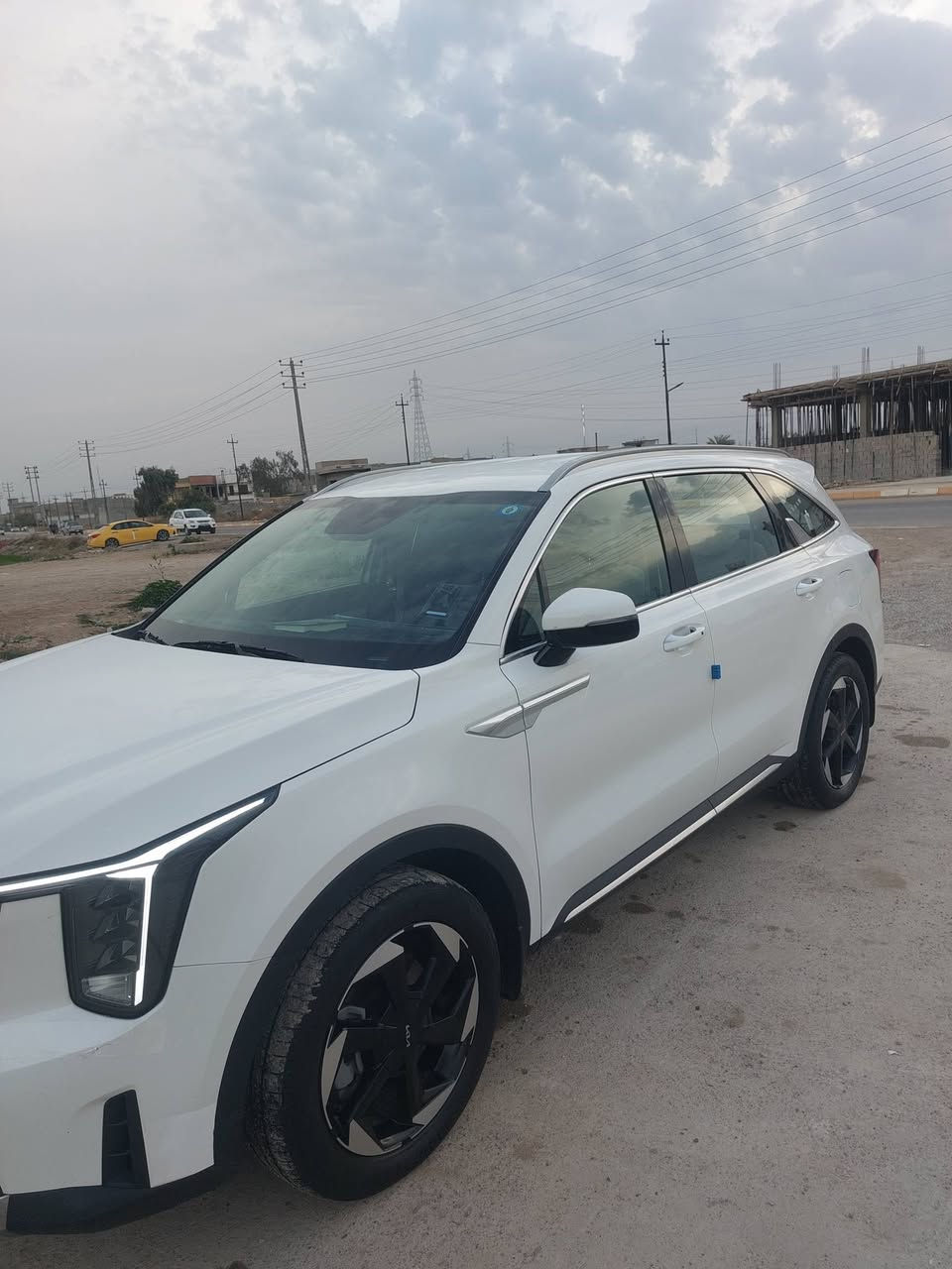 سورنتو 2024خليجي 
المحرك 3500
السياره بسمي 
المواصفات.. كامرتين هند بريك
شاشه متصله تعمل بنظام بلي كار نفكيشن 
اناره داخليه ليزريه متغيرات الأوان 
الايت عالي ناصي زنون + ولد نهاري ليزري امامي
مساعد منحذرات 
حساس امامي خلفي 
كشنات الاماميه كهرباء العدد ٢
تيريد ثلاث قطع 
سبعه راكب بصمه ترحيب تشتغل عن بعد جنطه كهرباء 
رقم بغداد  المكان ديالى ناحية كنعان السعر 340 بيها مجال  الرقم ***********
