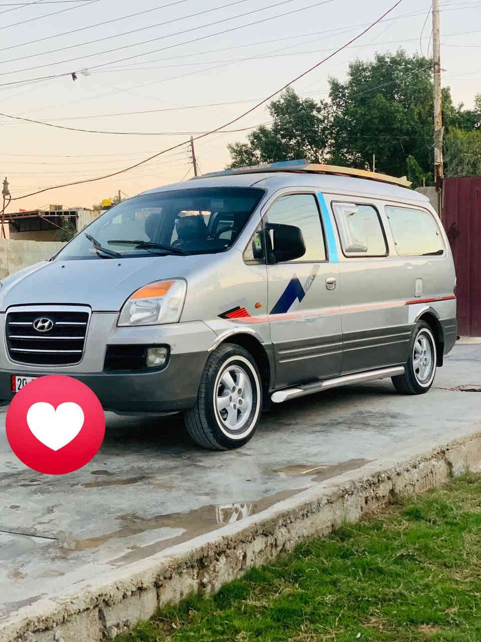 السلام عليكم للبيع ستاركس 2006سياره سياحي اربعه دسك مكفولة مكينه وكسر واكسن مكفولات حدايده كلها جديده تهم تأثير جديد تبريد جديد مكان بغداد رقم التلفون ***********
