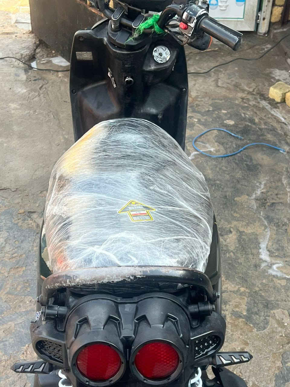 السلام عليكم للبيع سكنس جبلي نوزل الدراجه مفتوحه مبدل بستم الدراجه شلعه ومعدل كهربائيات شغاله من الطول لوطل عليها منضومه زنون عالي وناصي الدراجه احلى من الصور العنوان بصره ابي الخصيب البهادريه السعر 925وبيها مجال بسيط لحد يجي ويكلي هواي مامجبور لاتعلق شوف اسعارهن وتعال رقم ***********
