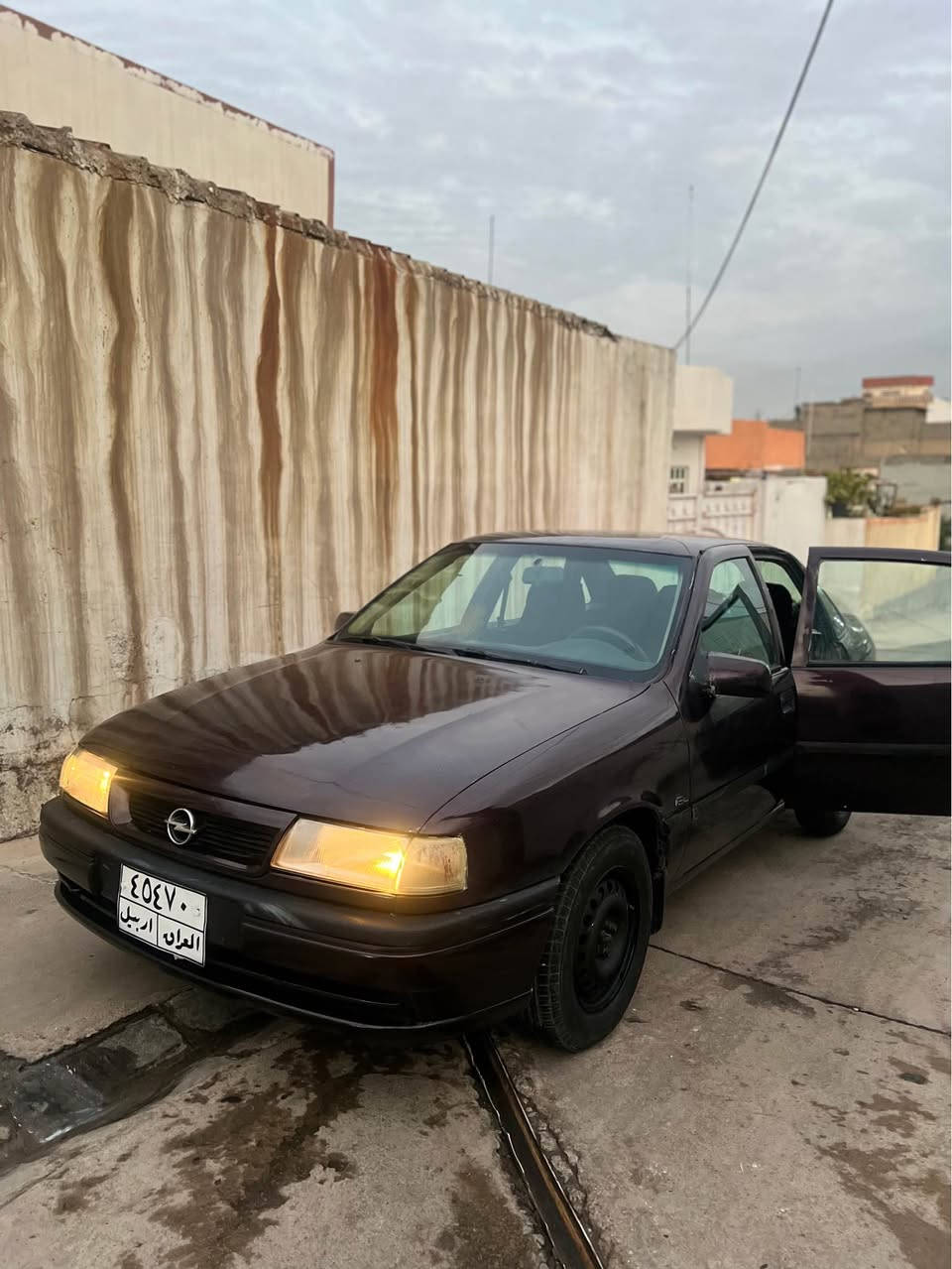 ئۆپل ڤیکترا مۆدیل 1993 مەکینە 18گیروو مەکینە بەشەرت بەخ عامە بۆ جوانی بێ لێدران سعری 40وەرەقەو مەجال *********** الحمدانية, نينوى
