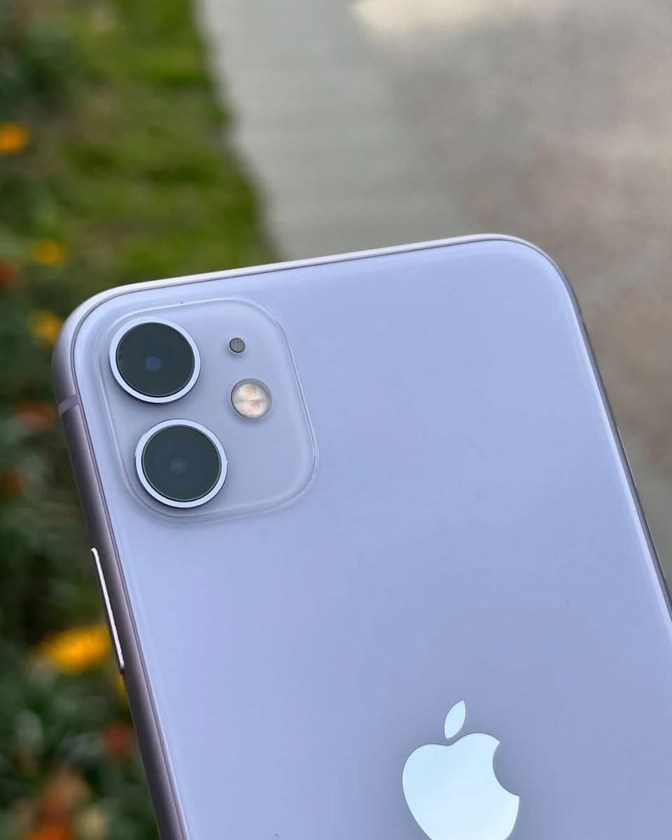 ايفون 11 العادي بنفسجي
الذاكرة 128
النموذج M
بطاريه 70صرف طبيعي
النظافة 100/100 مكفول من تبديل تصليح كلشي
السعر 250الف
مكاني /بغداد/***********
