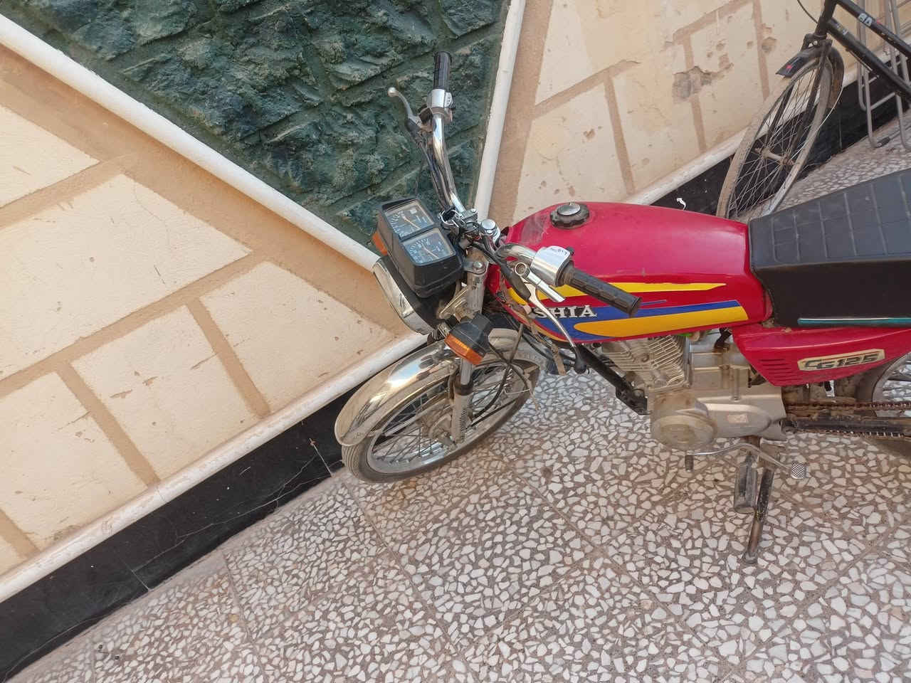 اصولي موديل 21مكينه جديده ومامفتوحه
كهربايات كابريته كله نضيفه وجهازه 
سعر550
مكاني نجف
***********
