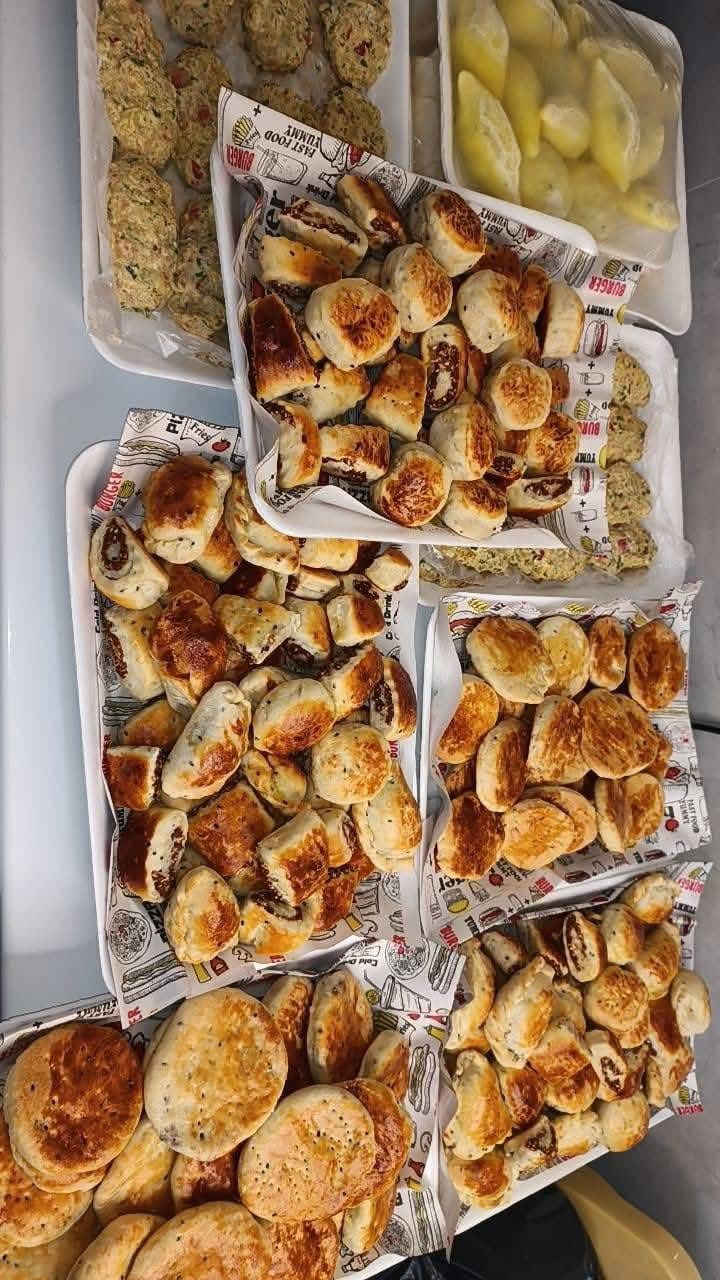 كليجه بانواعه ❤️‍🔥😍
حاره🔥وهشه😋وطعمها لايقاوم😍

كليجة ام التمر 
كليجه ام الحلقوم
كليجه جوز الهند
كليجه السمسم 
كليجه مشكل 
كليجه مشكل 
كليجه جوز 

ماعليك غير بس تدخل وتطلب واحنه نوصلها🚕 الباب بيتك🏡

توجد خدمة توصيل 
للحجز يرجى مراسلة الصفحة


**إذا كنت صاحب هذا الإعلان وتريد حذفه لأي سبب، رجاءا أرسل رسالة إلى الدعم الفني**