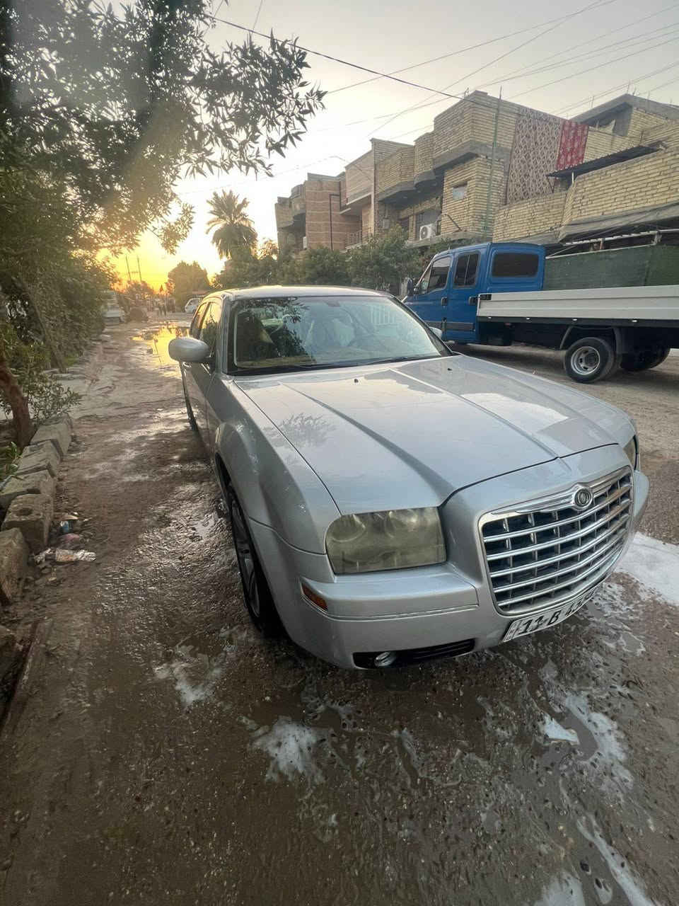 سلام عليكم اوبامه موديل 10 وكعت عليها سقيفه وعمرت القماره وصبغت عام بدل بيها بابين سياره جاهزه علا اخر حبايه تخم تاير باتري جديد  كهربايات كلها شغاله تتفائ تبريد ثلج 🥶🥶 📍مكان بغداد الغزاليه📍السعر 110وبيها مجال حك الجيه ***********
***********
