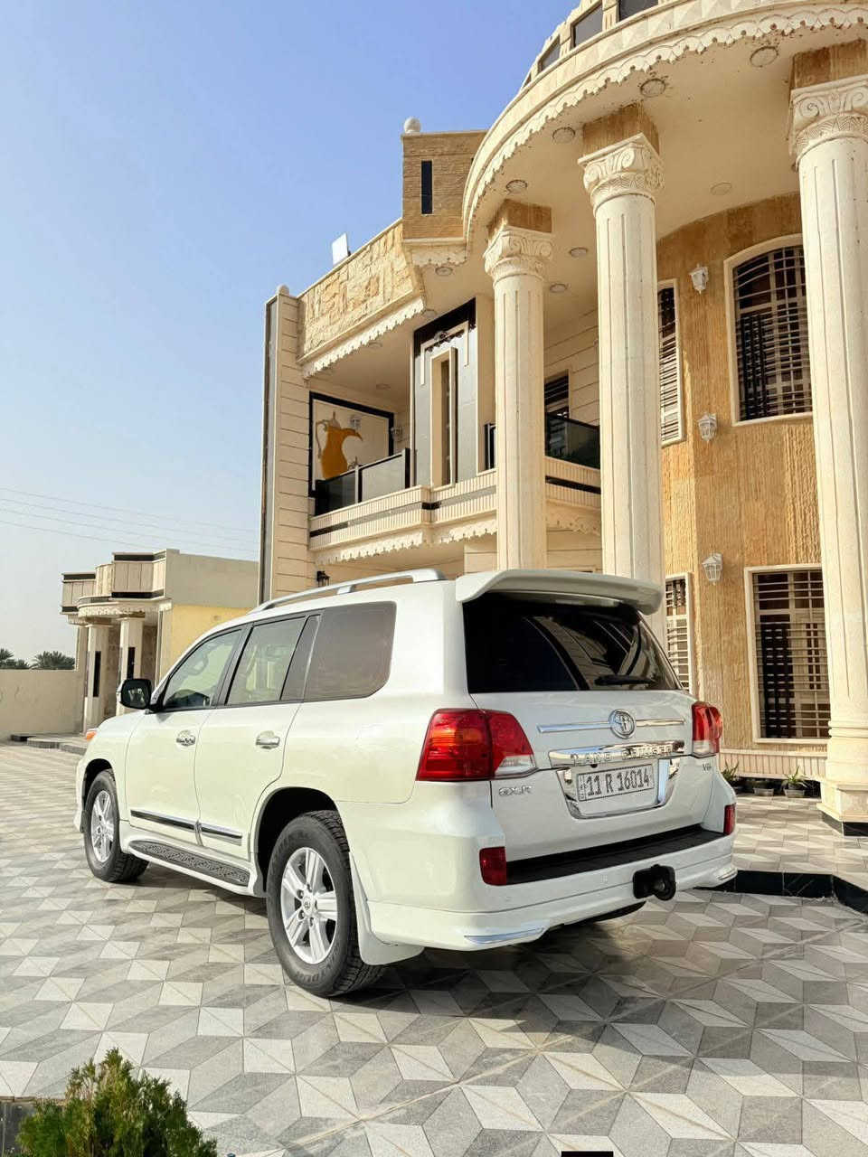 ‏‎سلام عليكم 💛
لاندكروز 🔥 2013 💣 بريم  اصل 🚀 GXR

السياره احله من الصور بالحقيقه 

فول مواصفات 1/1 💯 :

1- فتحة 🕳️

2- بصمة 🔐

3- محرك وكير كفالة 

4- حساس خلفي وامامي 🎶🔊

5- ثلاجة 🥶

6- 2 كراسي كهرباء ⚡

7- تشغيل عن بعد 💥

8- شاشات عرض 💻

10- 8  ايرباك 

11-دفع رباعي 🎮

حجم المحرك: 4000 ✅ 

معروفة موصفات البريم فول 

ملاحظة / السياره مكفوله كفاله عامه 

جديدة بمعنى الكلمه شرط تراي زيرو  تخم تاير حدادية تبريد جاهزة من كلشي مابيها اي نقص وبالعافية ع تكون من نصيبه

بأسمي شخصياً  تحويل مباشر  

🟩 للبيع او مراوس حسب القناعه                    

 لاستفسار الاتصال ع الارقام التالية 📲📲

‏ (***********) (***********)

تحياتي لجميع 🌹 🌸 🙏🏻
