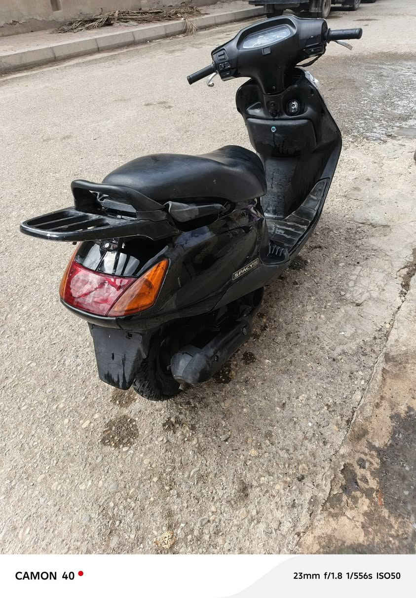 سبيسي ياباني نضيفه سلف هندر شغاله كهربائية شغاله كفر تجاري السعر ٤٥٠ ***********
