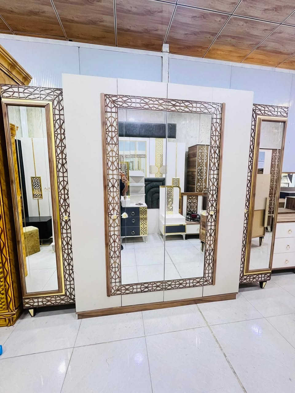 غرفة. تركي. نضام. ابواب. ثقيل.  مودرن. ٩قطع. لون مميز. كوالتي. عالي 700 واصل. كول. مناطق بغداد


**إذا كنت صاحب هذا الإعلان وتريد حذفه لأي سبب، رجاءا أرسل رسالة إلى الدعم الفني**