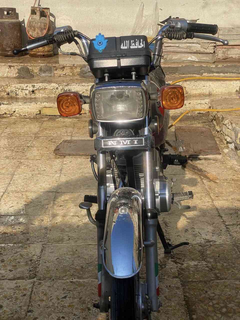 السلام وعليكم دراجه نامه تعمير الشاصي ٢٠١٠ اوراق اصولي والتعمير ٢٠٢٥ مكفوله الدراجه من كلشي وكيلها شارع بغداد كاضم ابو جواد رقم الهاتف***********
