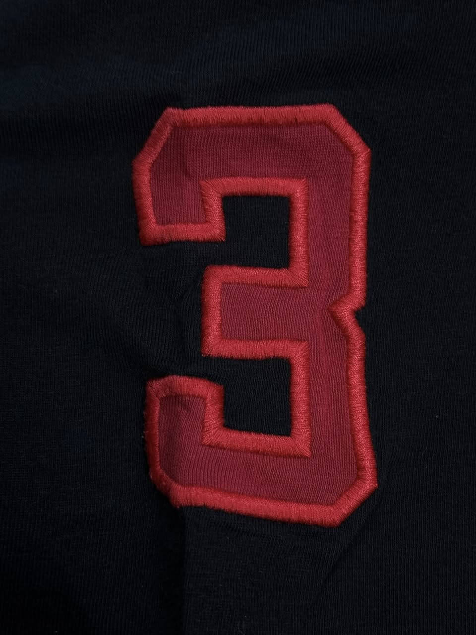 تشيرت ( بولو  )سوبر كريم  
القياس  XL 
عرض الصدر 60 
النظافه 💯/💯  

يوجد توصيل 🚚 (بغداد -محافظات )
☎️رقم الهاتف :***********

للحجز -دايركت
