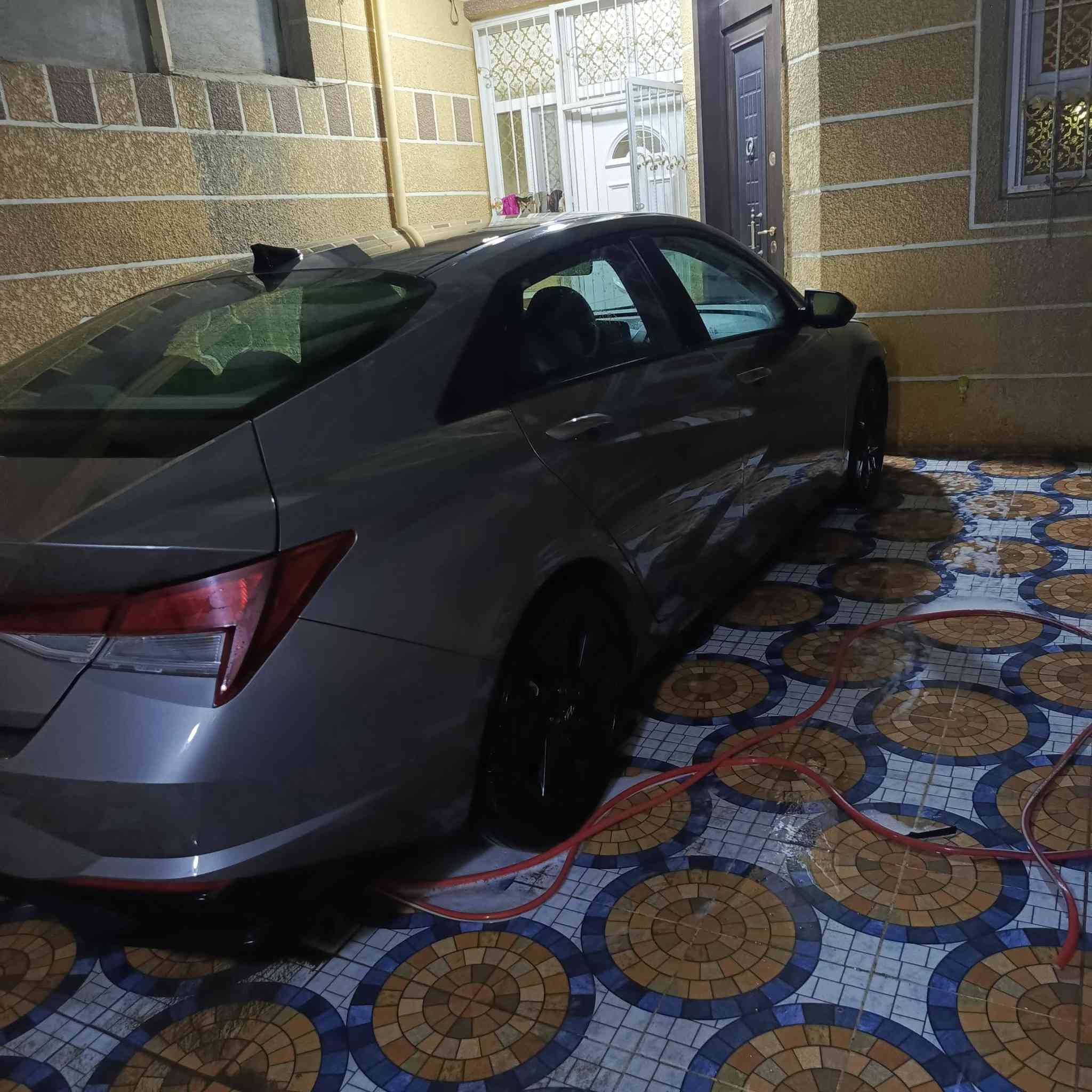 السلام عليكم النتره 22 ماشيه 59 فول عده الفتحه ضررها جاملغ وبنيد بدون داخل بدون ارباك رقم معوقين بعد سنه صير حره اتصل ***********
