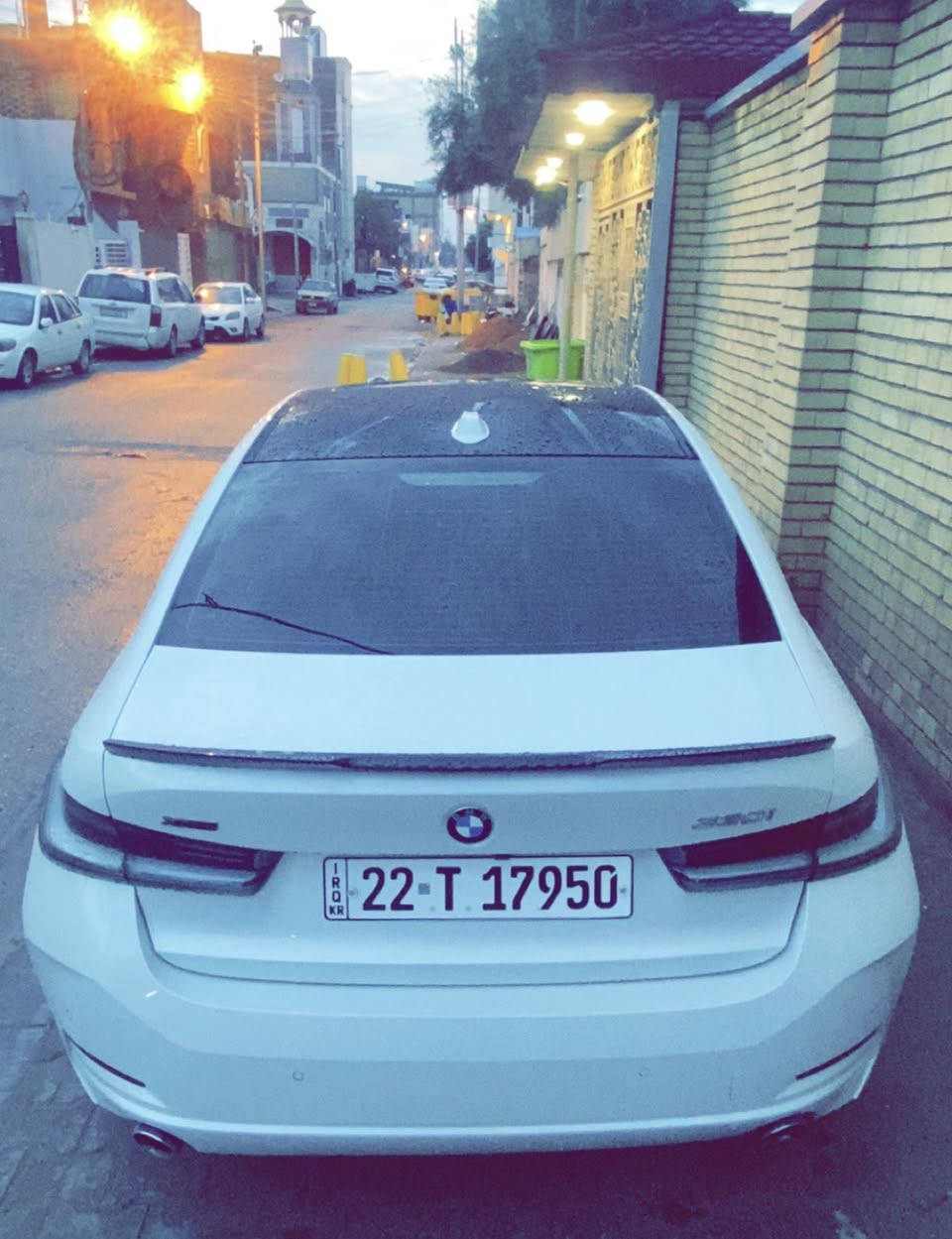 للبيع … للبيع 

2024 BMW 3 SERIES, 330I

330i individual 

رقم اربيل ( تحويل وكاله بالخدمه ) 
ماشيه ٢٧ الف مايل
بدون ايرباك لا دركه لا دشبول 

ابيعلك سياره كفاله من الصبغ اقرا التفاصيل 👇👇

التفاصيل والمواصفات معروفه للجميع داخل الصور 

الضرر : 

قبق جنطه مبدل بلادي نفس اللون 
دعاميه بلاديه خلفيه 
رصعه الجاملغ خلفي  بي دي ار 
وطرف البنيد فوك الايت بي دي ار

ابيعلك سياره كفاله من الصبغ 

وهذا رقم الشاصي اتاكد بعيونك 

3MW69FF01R8E20554

بخصوص السعر  335$ وبيها مجال بسيط 

اي استفسار اتصل 
*********** 
مكانها اربيل يم معرض الفنجان الاصيل 

Use Waze to drive to شركة الفنجان الاصيل, Erbil, Erbil Governorate: https://waze.com/ul/hsyrm9q2uv
