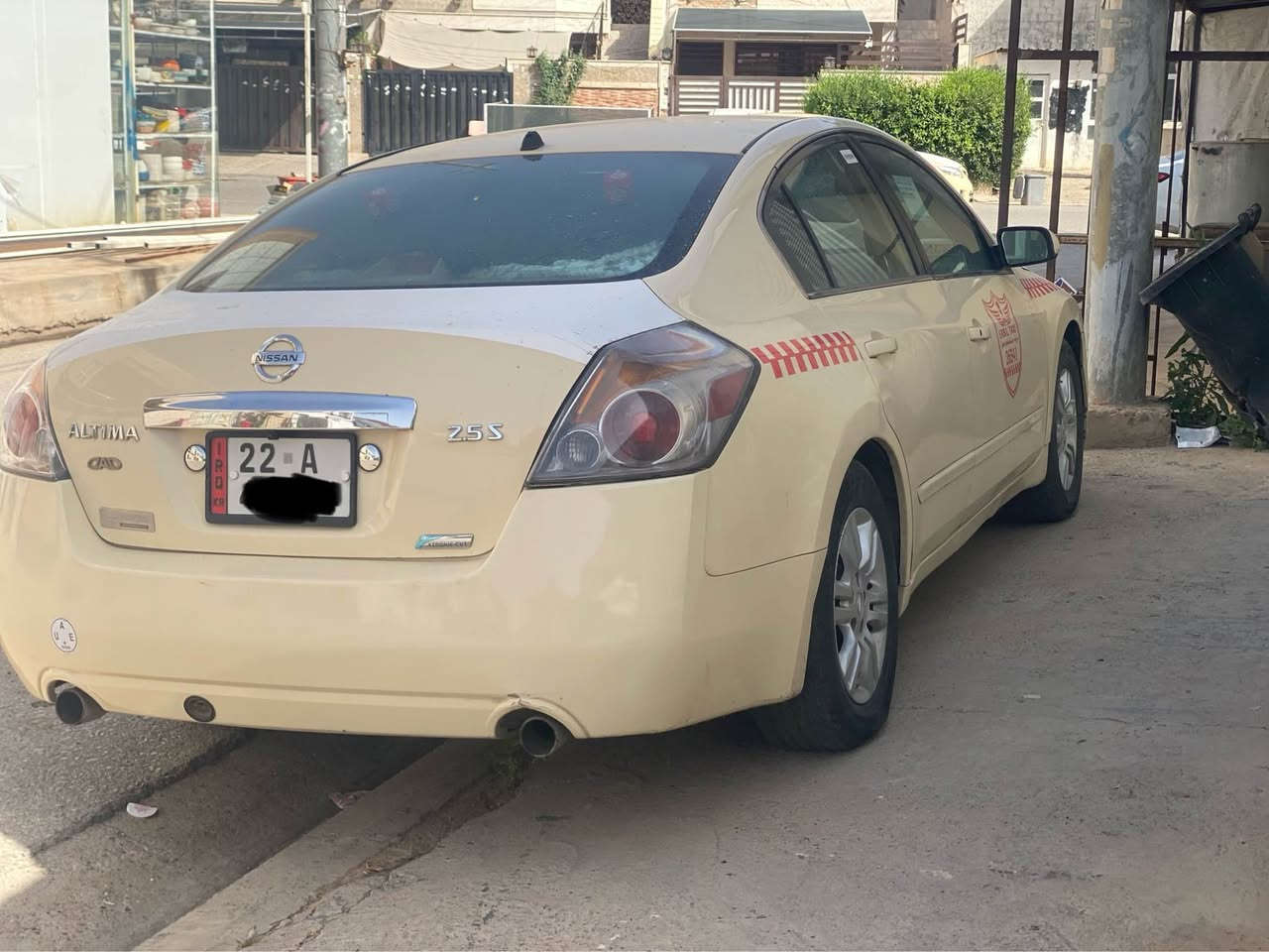 Nissan altima 2012 ger 3ady 3 parchay sbuxa makina ger u tabrde u garmi u klach u 3aina hamuy tazaya karabayaty hamuy basharta sanwey nweya 

*********** أربيل, العراق
