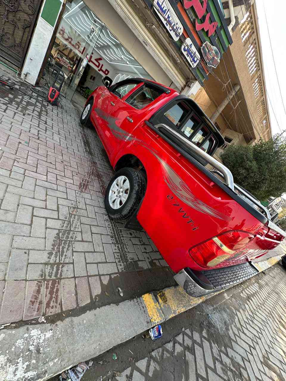 هايلوكس ناصي
موديل 2011
محرك v4
كير أوتوماتيك 
رقم بغداد 
سنوية 2027
محرك كير اكسل مكفول 
بارد ومكحل فد شي بسيط بربع البدي الجهه اليمين و ب البنيد 
ماشيه 460 
سعرها 180 بيها مجال بسيط 
*********** - *********** الكورك فقط واتساب
